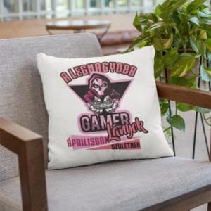 Párna a legnagyobb gamer lányok áprilisban születnek