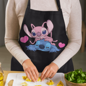 Stitch and Angel szivecskés kötény