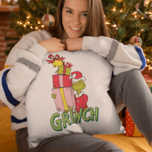 Grinch karácsonyi ajándékokkal párna