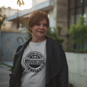 Női póló Nagyon boldog nyugdíjas éveket