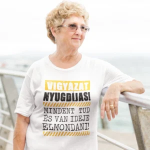 Női póló Vigyázat nyugdíjas